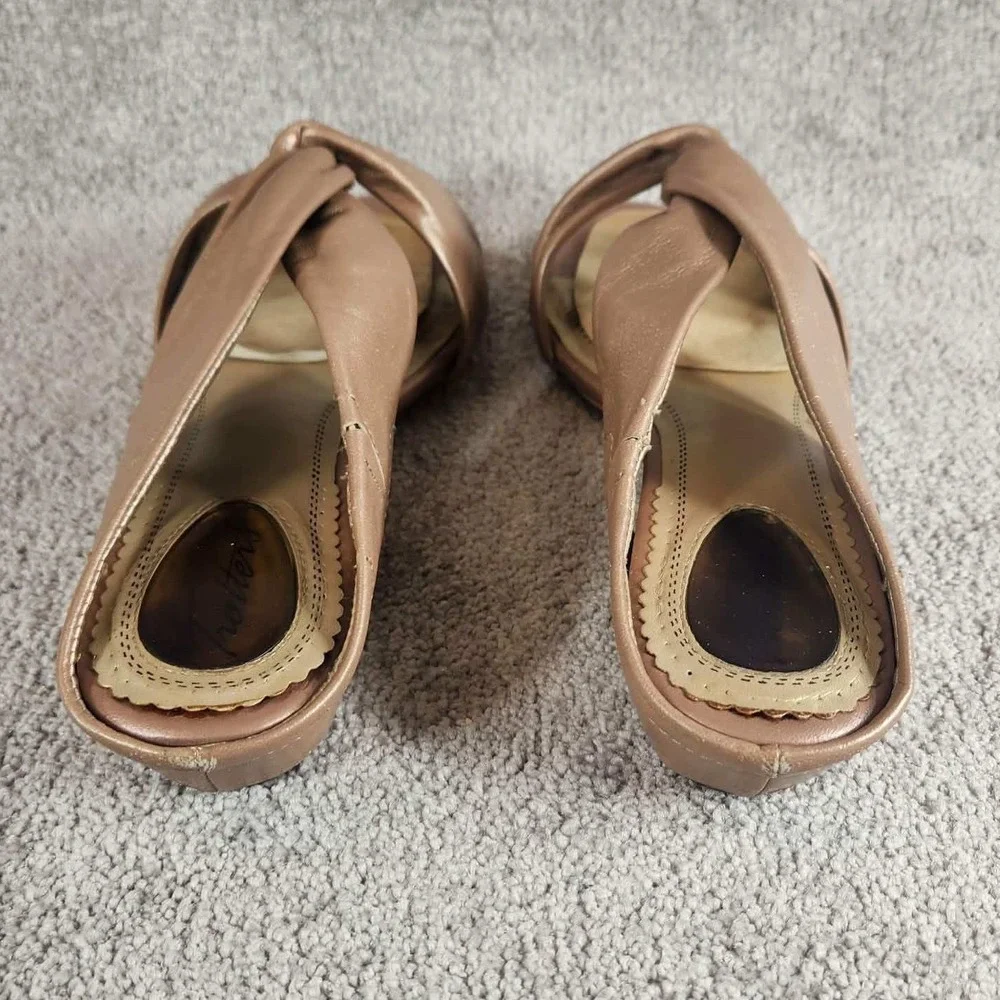 Trotters Cameron Sandals Gold Metallic Twisted Leather Wedge Women‎ Size 8N